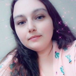 Meet your Posher, Chalyce